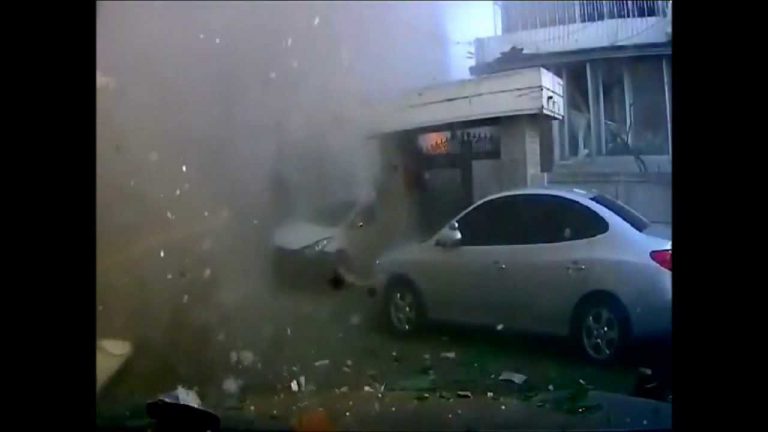 Tako izgleda, če eksplodira avto na plin