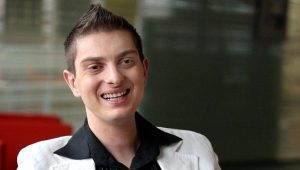Murko Avdiču naredil štalo. Klical je njegovo Ano.