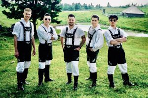 Gasilska veselica z MLADIMI GAMSI (Dol pri Ljubljani)